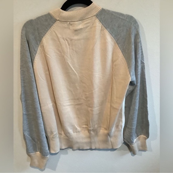 Monrow Revolve Colorblock Crewneck Sweater Bone Small lightly used - Picture 2 of 3